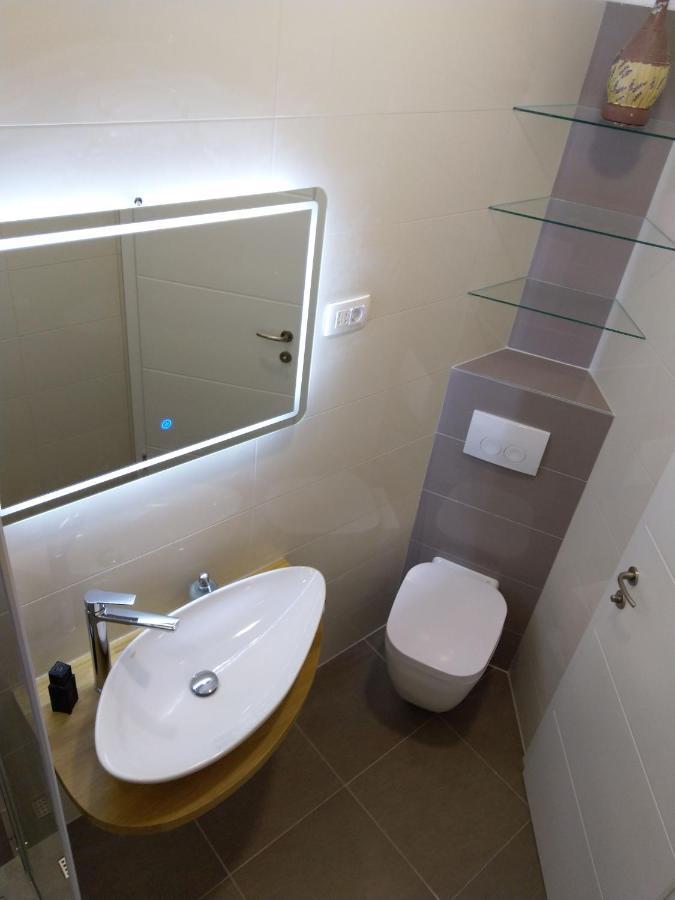 Apartmani Ines Drasnice Exteriör bild